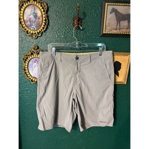 Patagonia Men’s Gray Nylon Shorts Sz 34